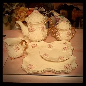Ceramic tea set
